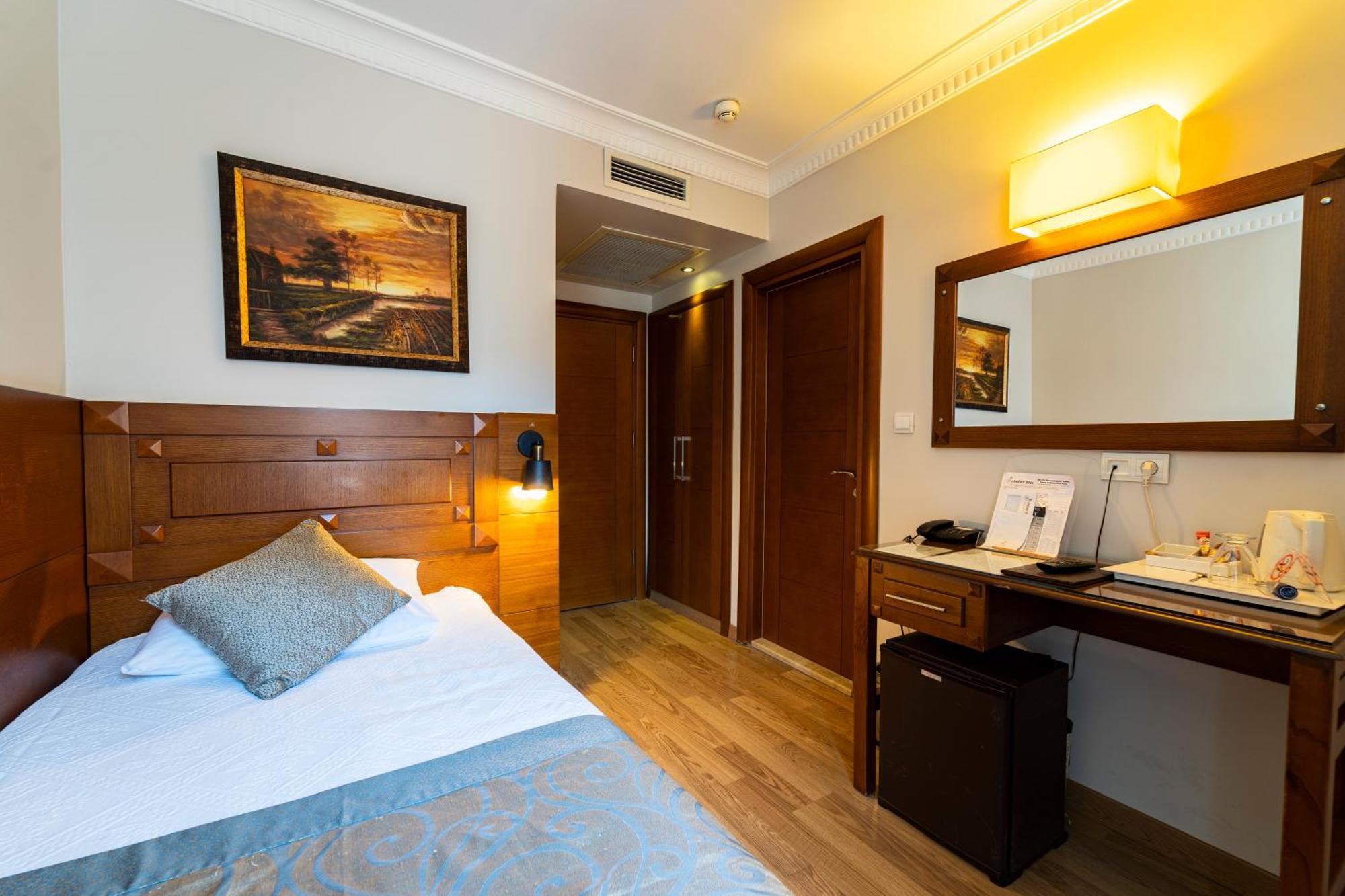 Levent Hotel Istanbul Ngoại thất bức ảnh